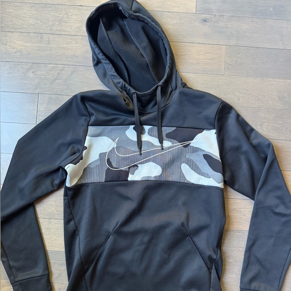 Nike men’s dri-fit black hoodie sweatshirt